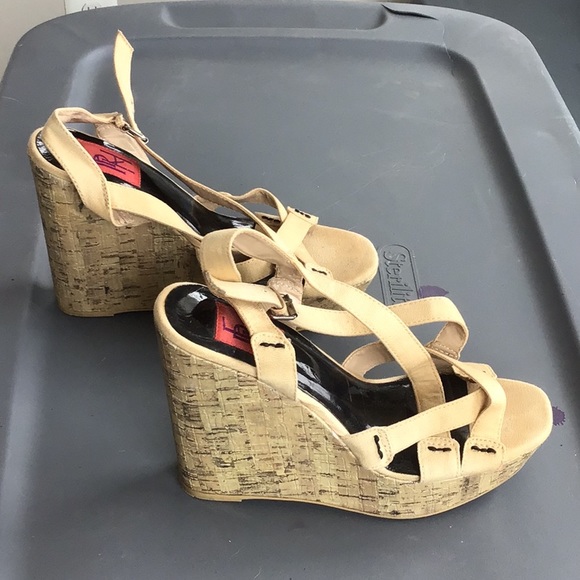 FRH Espadrilles. Size 9. Fair condition. - Picture 4 of 4